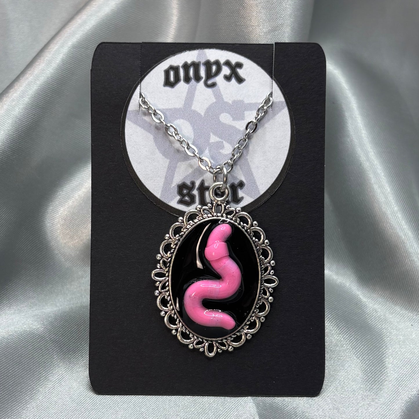 WORM NECKLACE