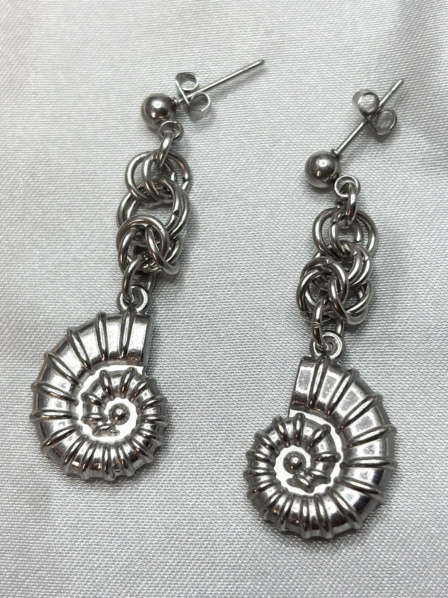FOSSIL CHAINMAIL EARRINGS