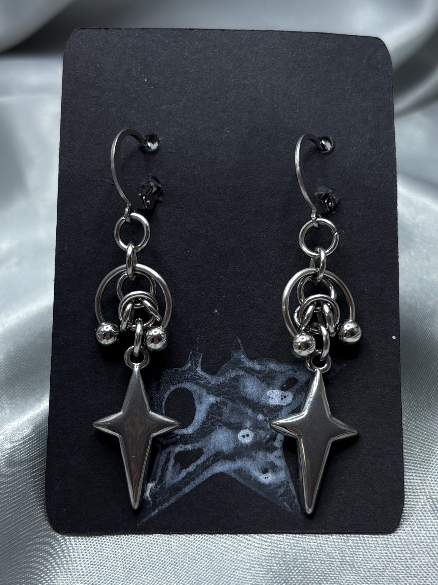 PIERCED SPARKLE EARRINGS