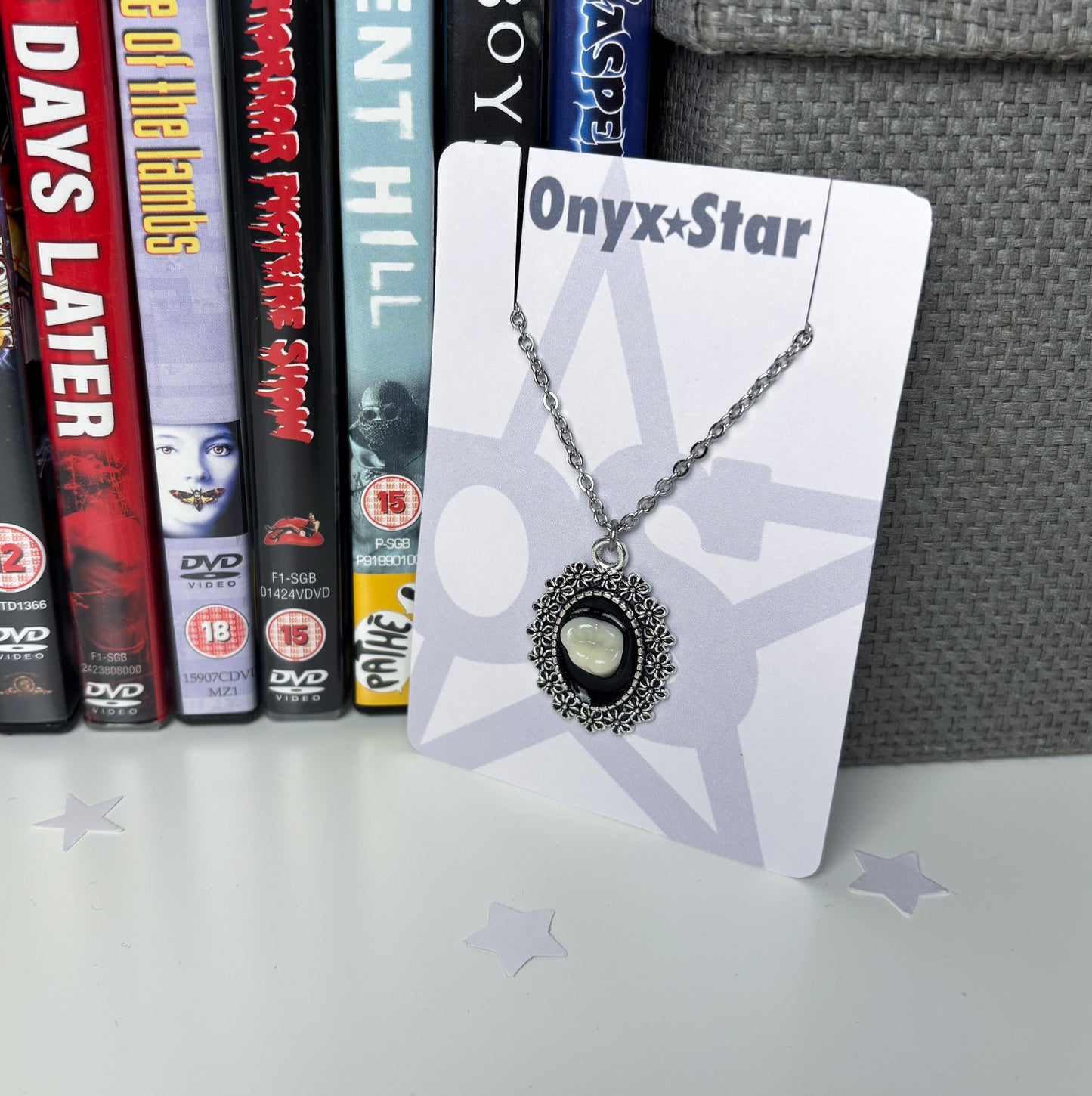 Tooth Flower Pendant Necklace