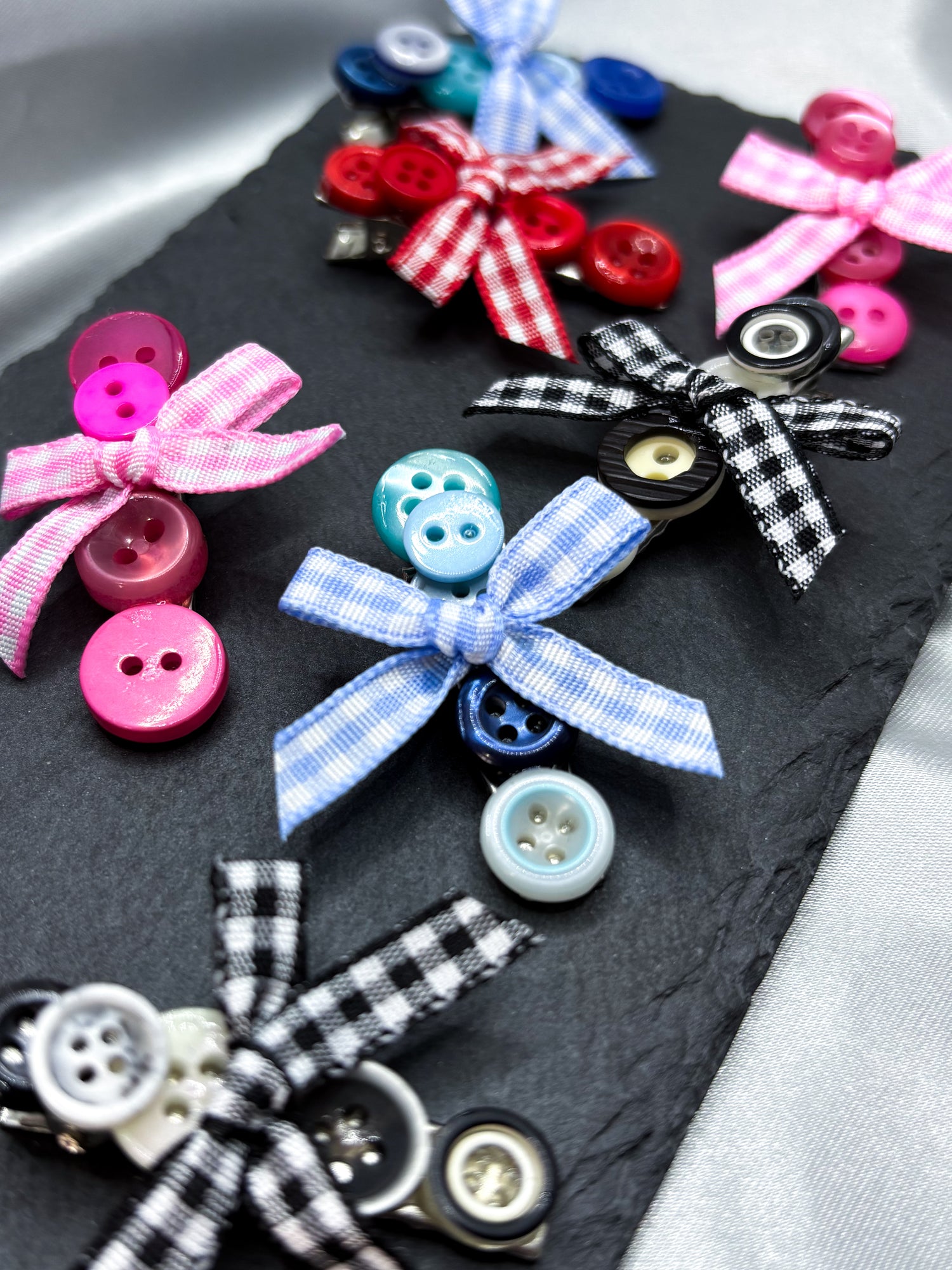 HAIR CLIPS