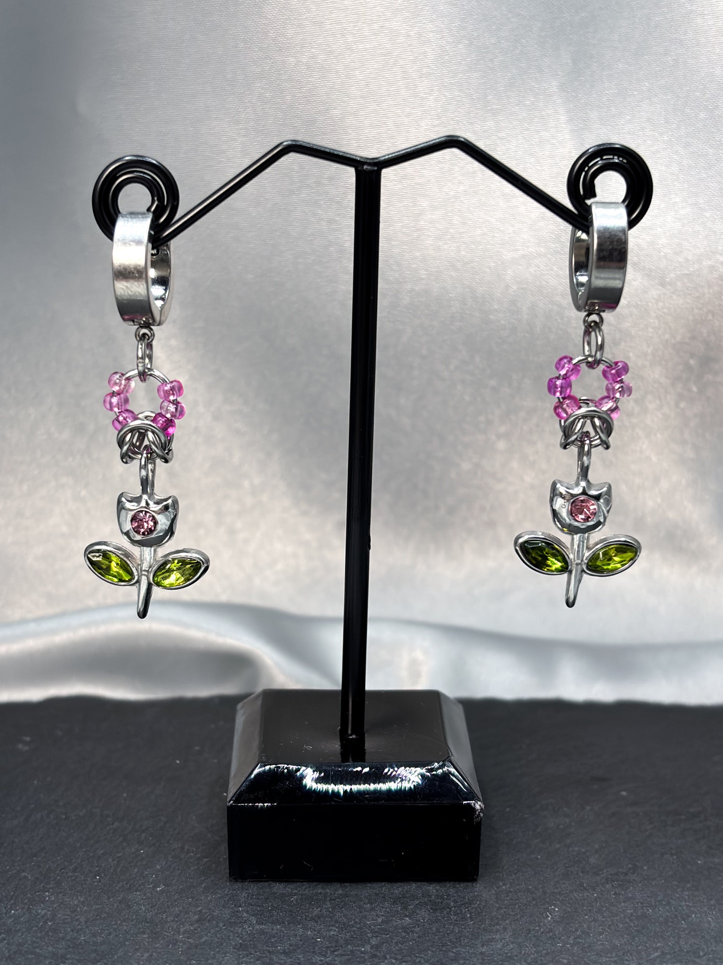 CHAINED TULIP EARRINGS