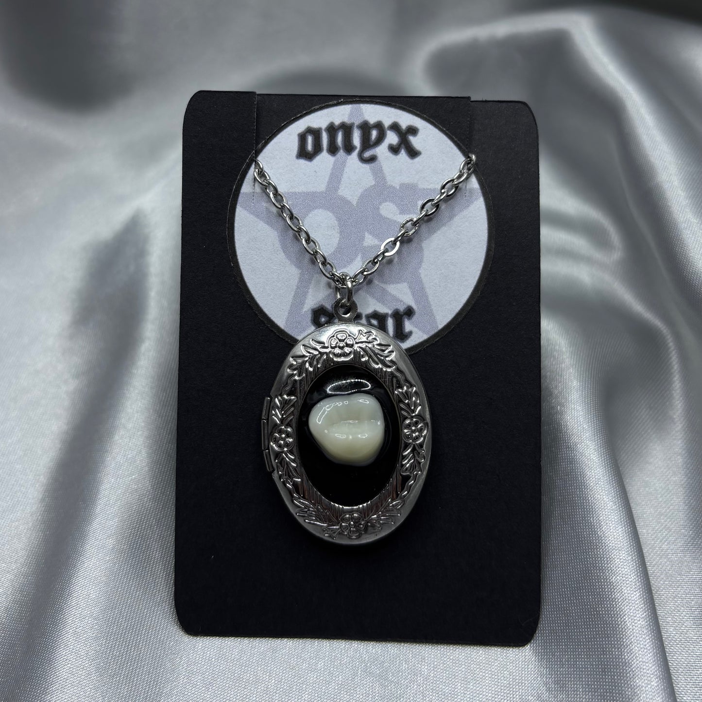 ODDITIES LOCKET NECKLACE