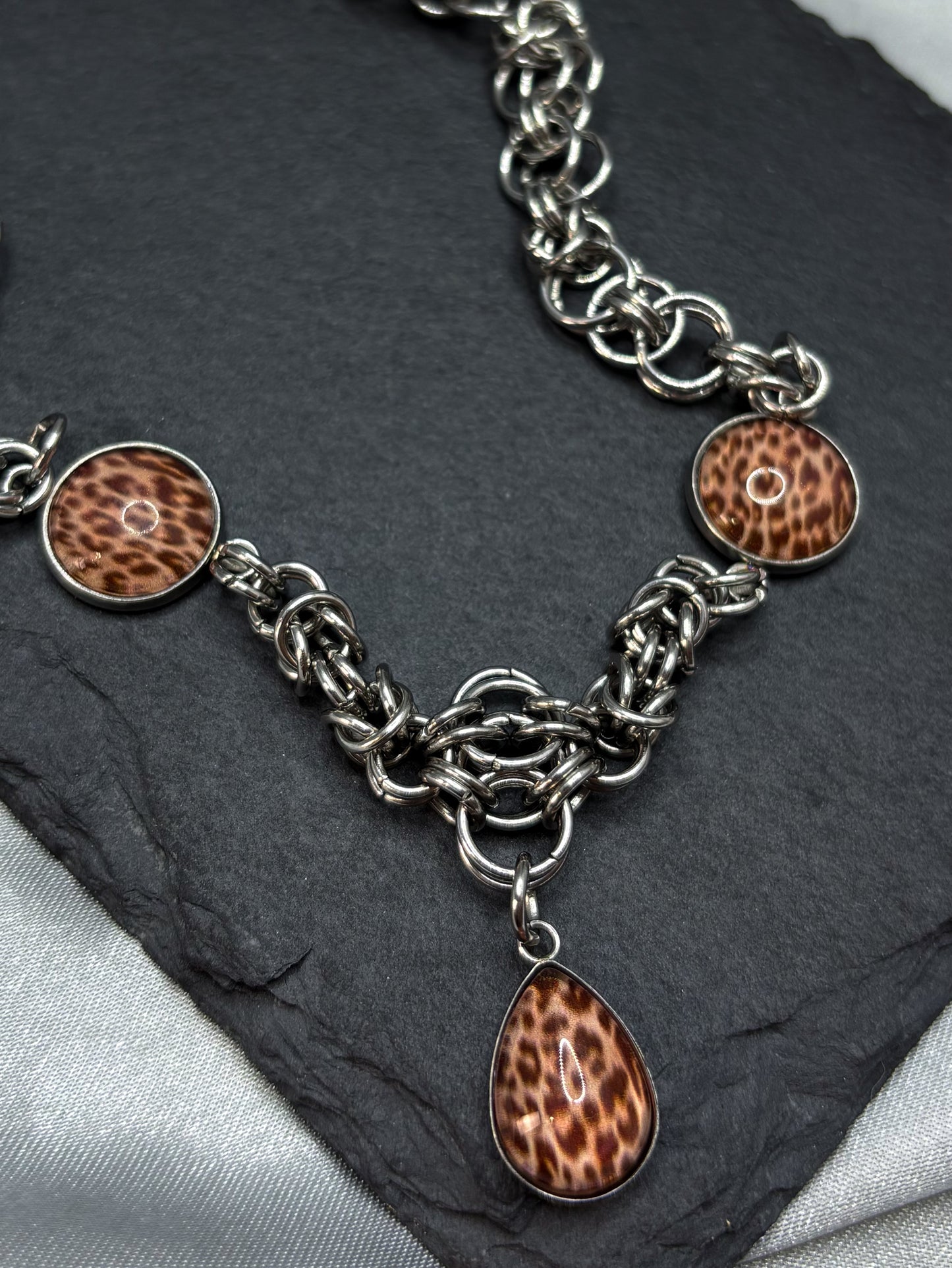 LEOPARD IN CHAINS NECKLACE