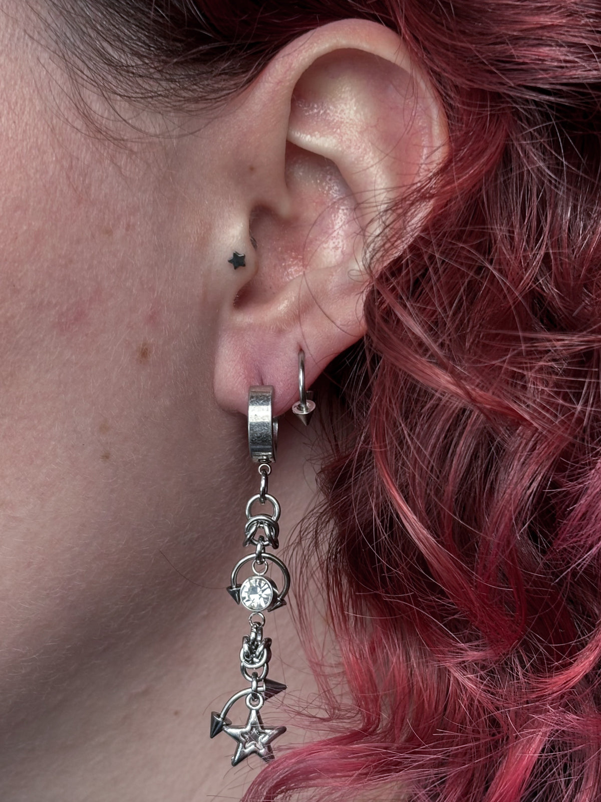 SPARKLING CHAINMAIL EARRINGS