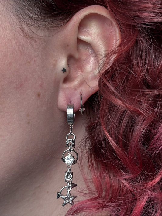 SPARKLING CHAINMAIL EARRINGS