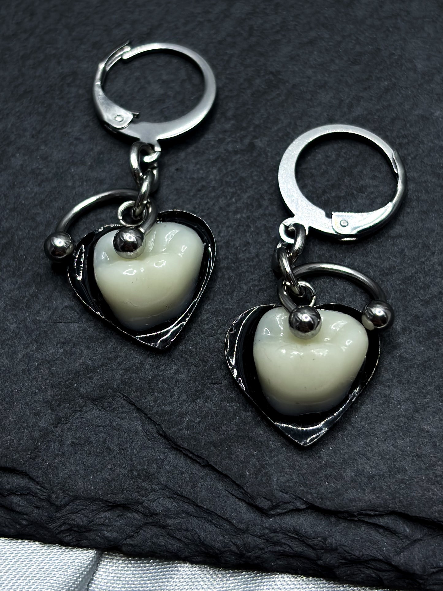 TOOTH PIERCING EARRINGS
