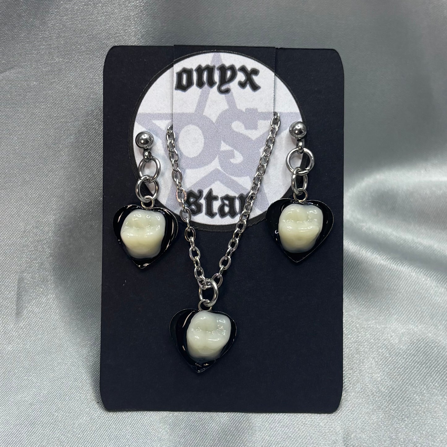 HEART TOOTH EARRINGS & NECKLACE SET