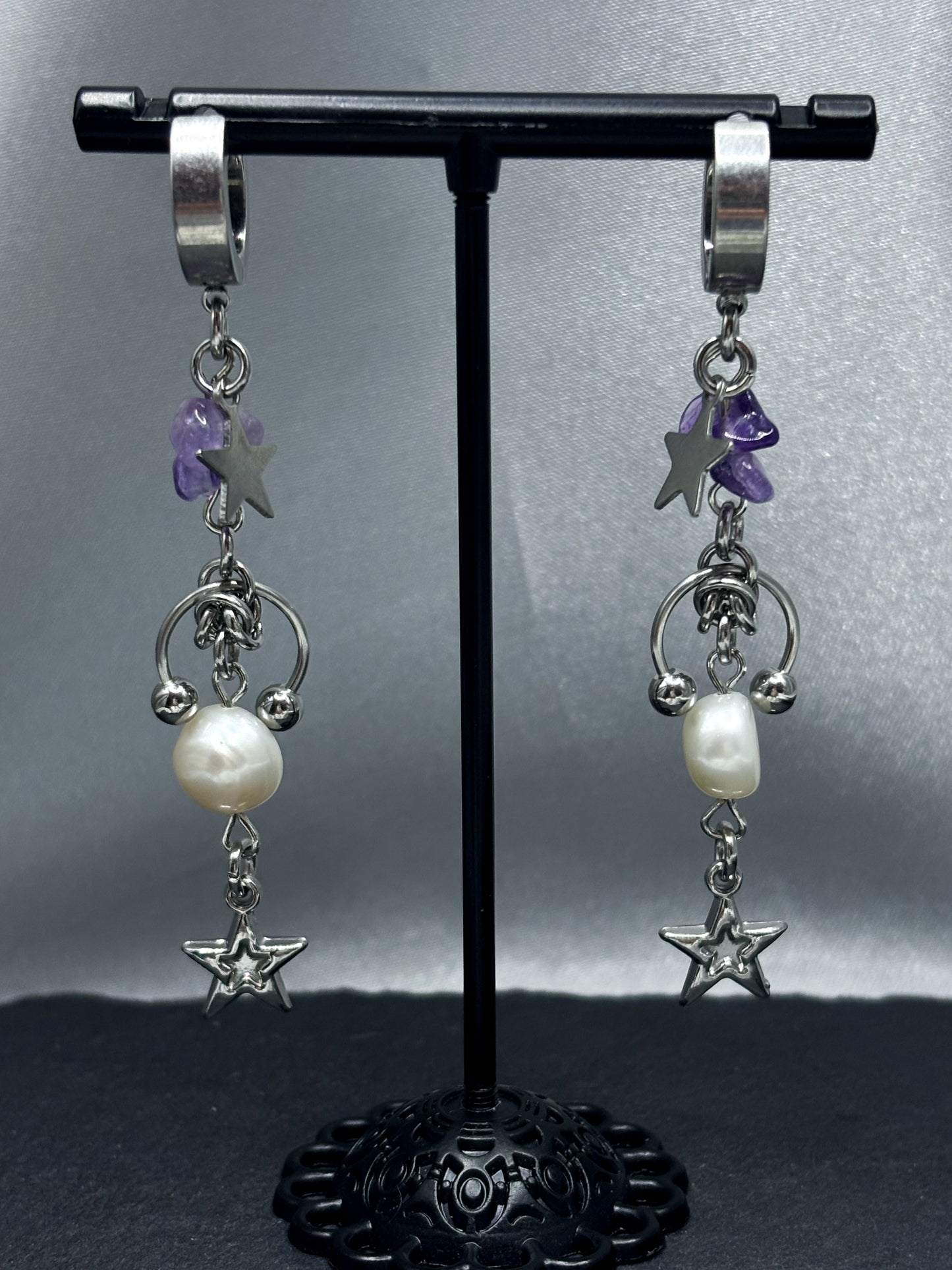 PURPLE PEARLED STAR EARRINGS