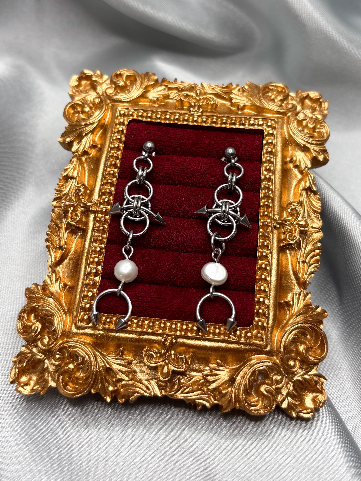 PIERCED PEARL EARRINGS
