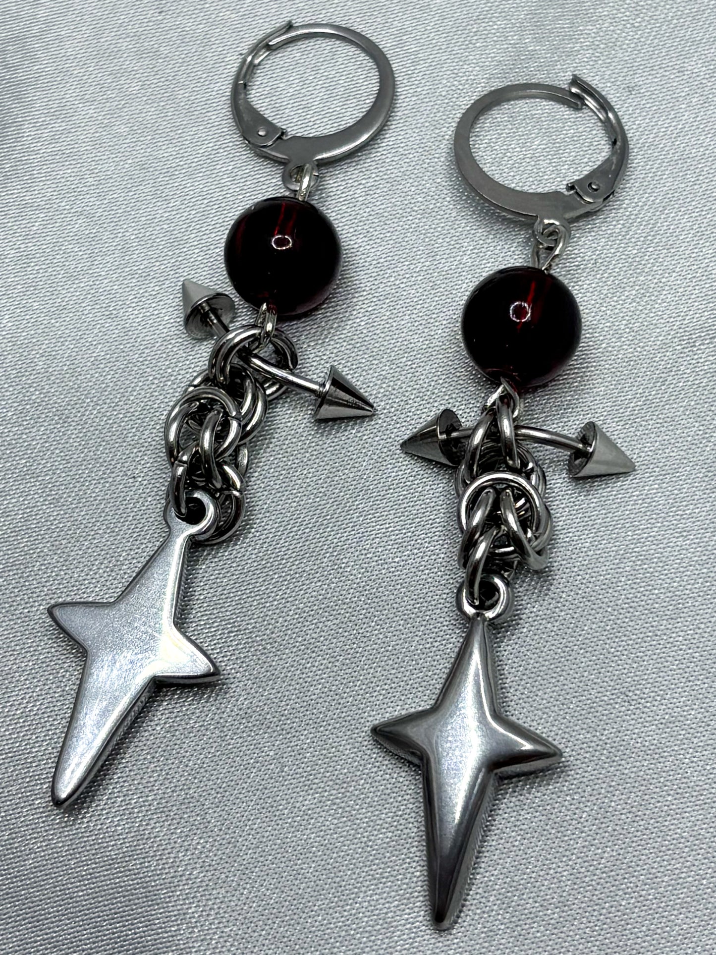 VAMPIRE SPARKLE EARRINGS