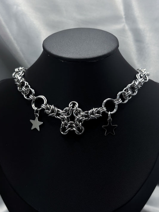 STARS IN CHAINS NECKLACE