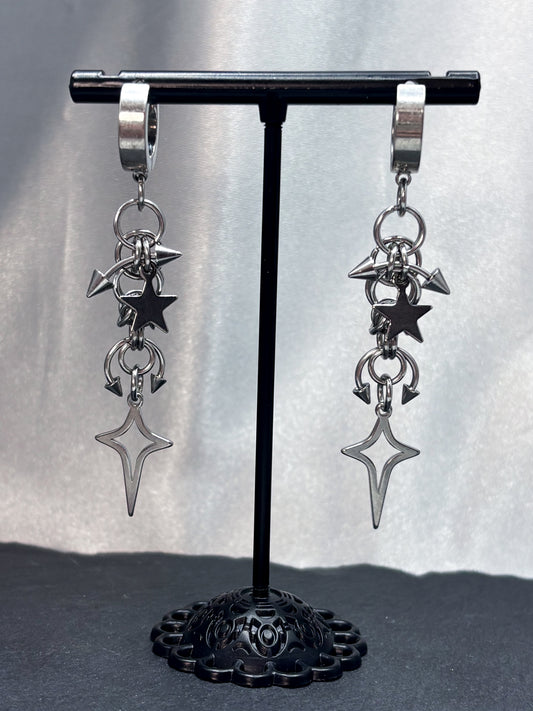 SPARKLE SPIKED CHAINMAIL EARRINGS
