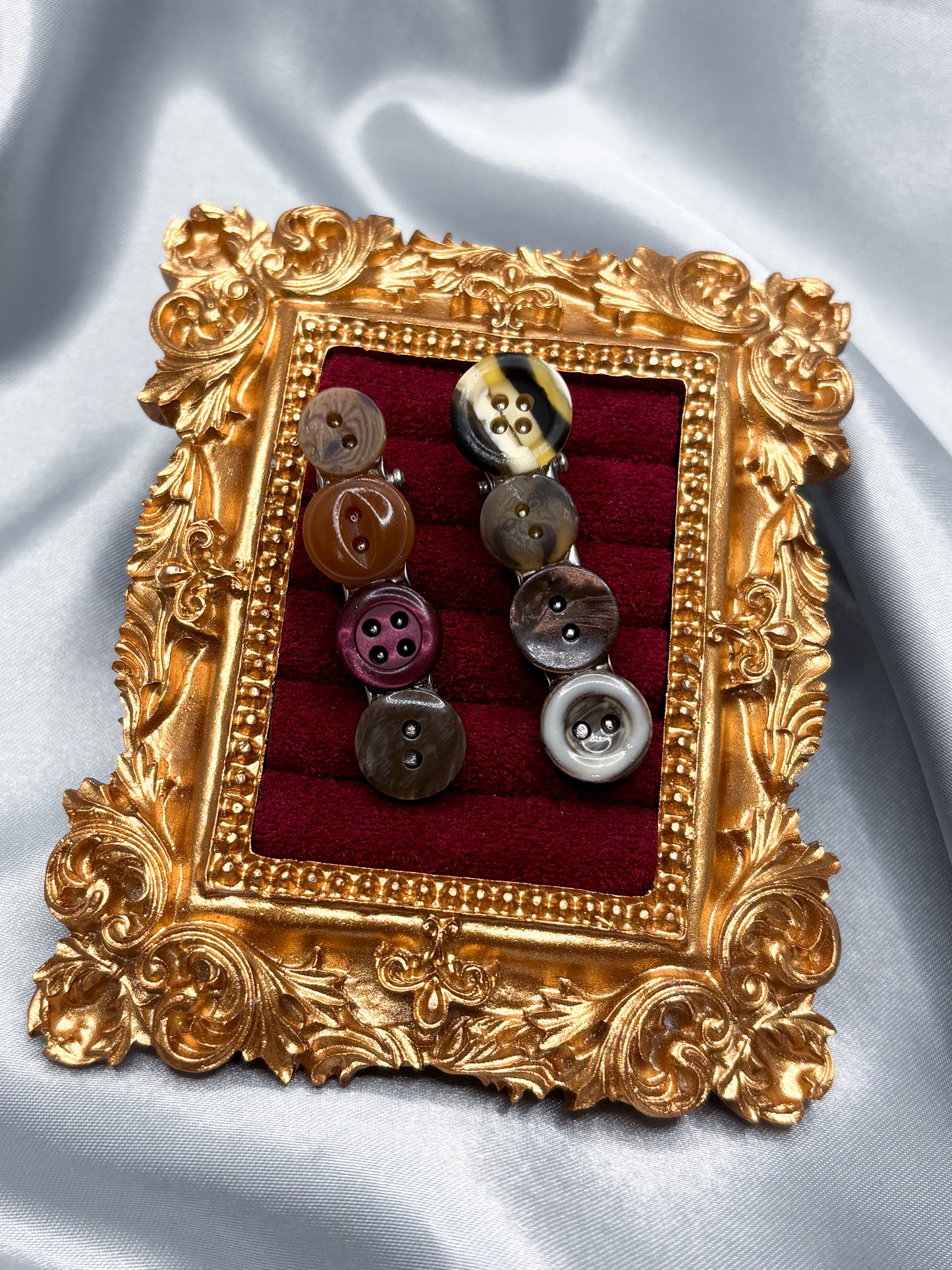 COZY BROWN BUTTON HAIR CLIPS