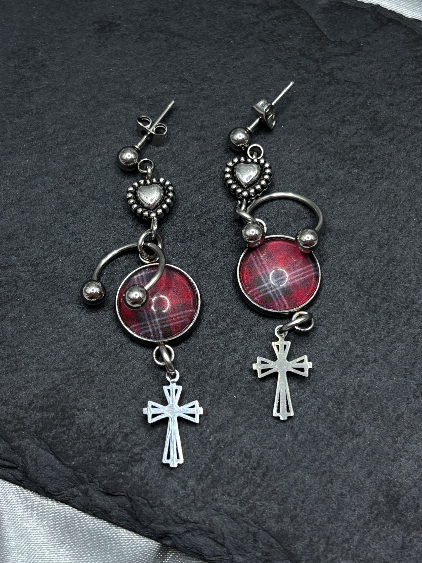 PIERCED TARTAN EARRINGS