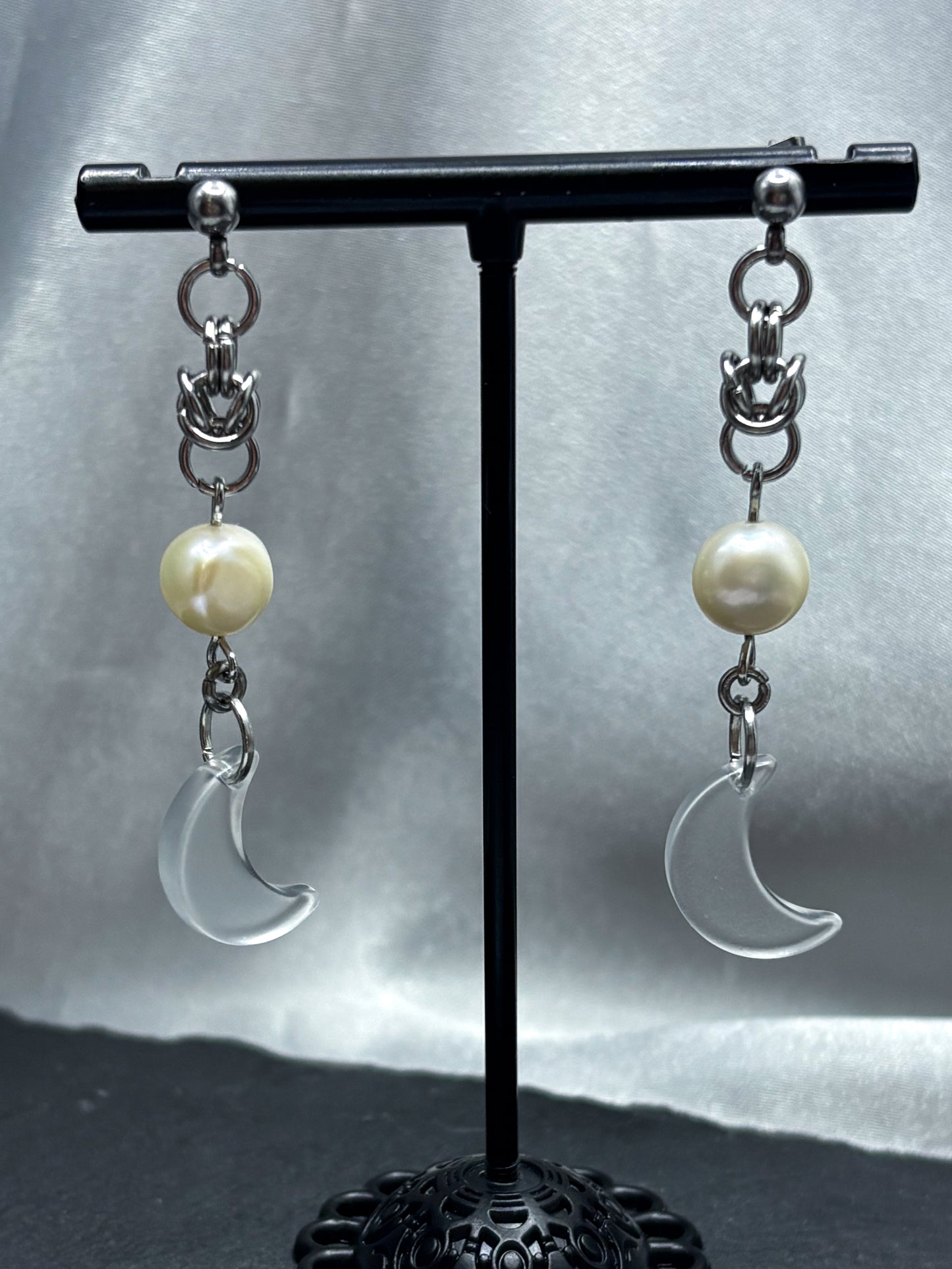 PEARL MOON EARRINGS