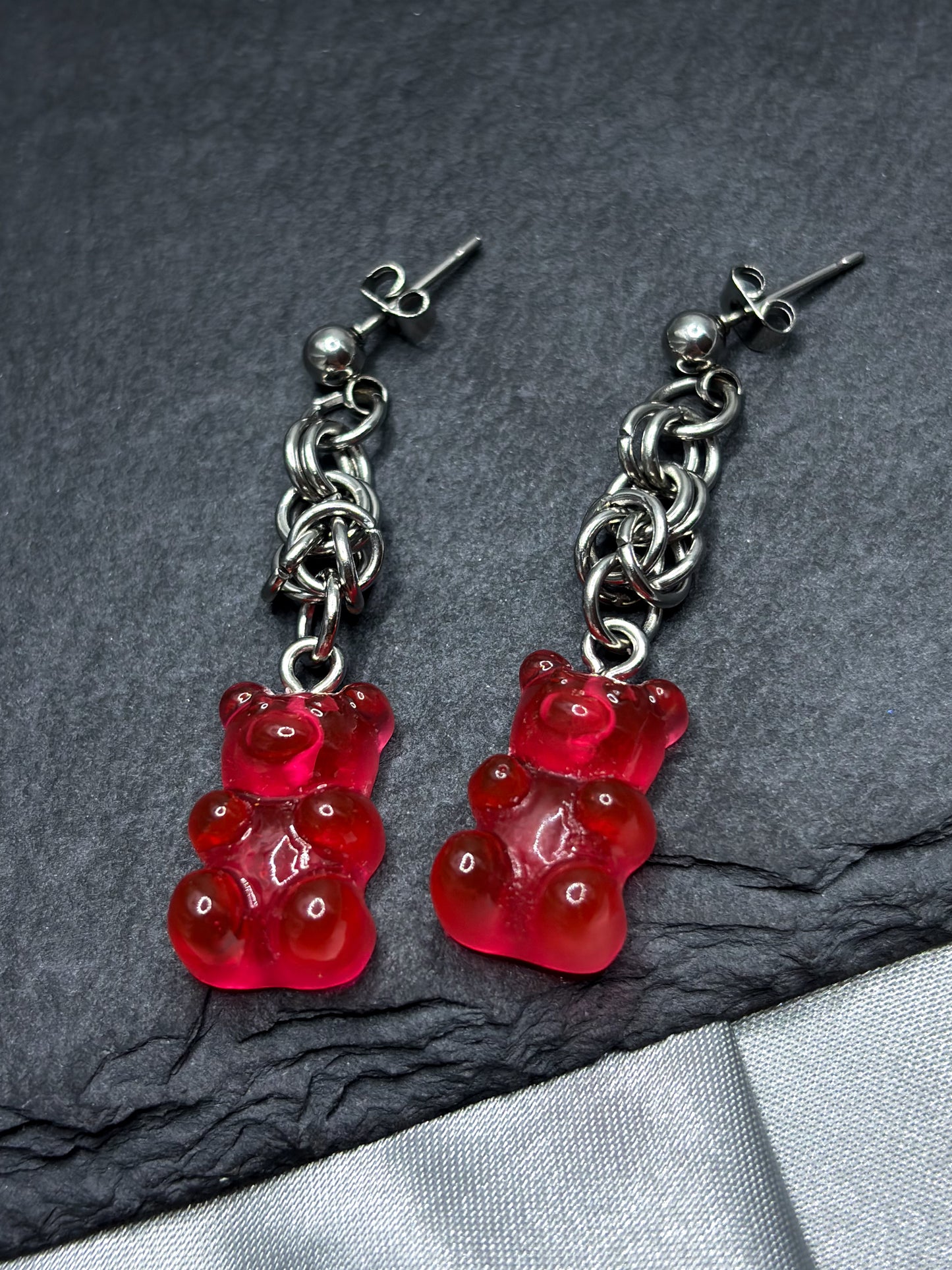 GUMMY BEAR CHAINMAIL EARRINGS