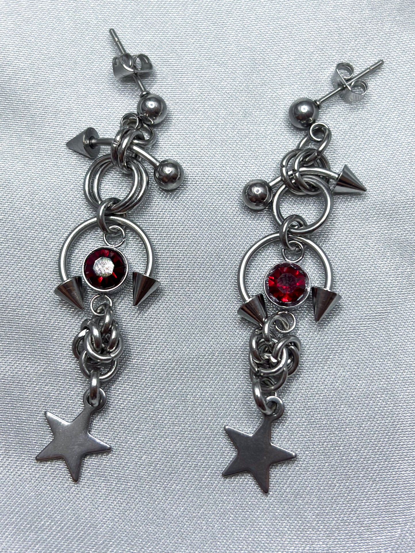 RED SPARKLE EARRINGS