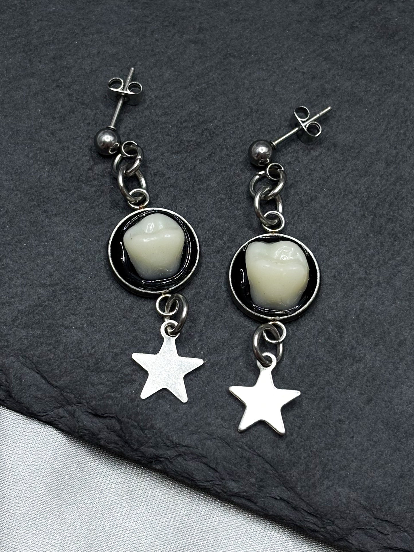STARRY TEETH EARRINGS