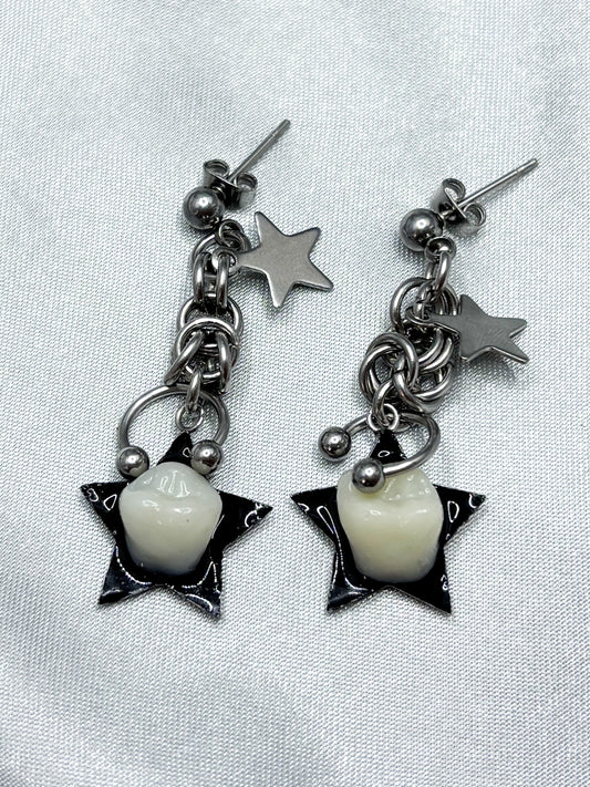 SHOOTING STARS TEETH EARRINGS