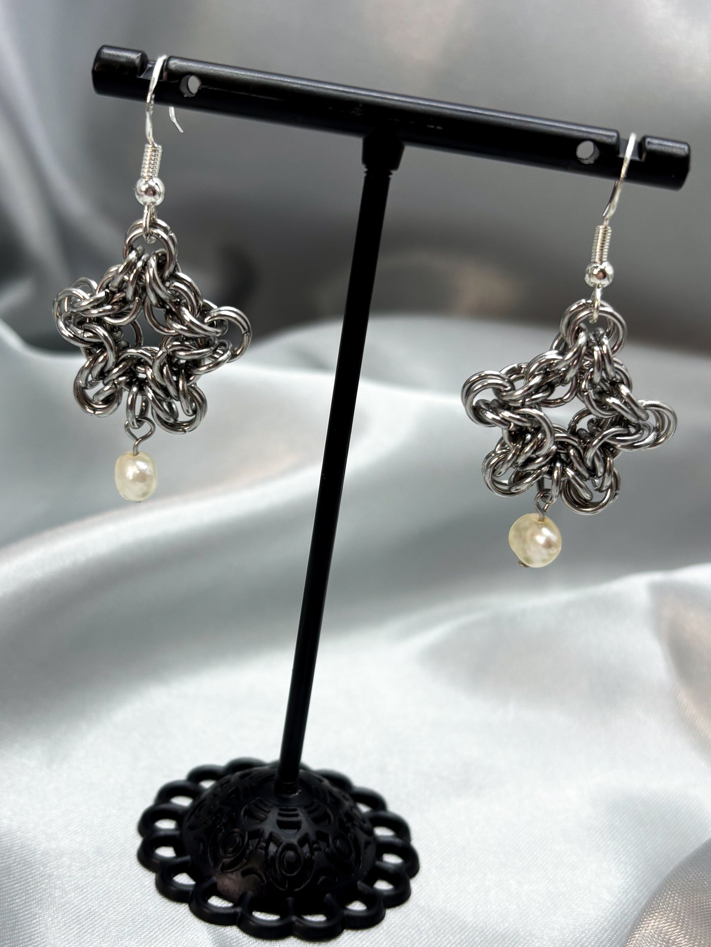 PEARLED STARS EARRINGS