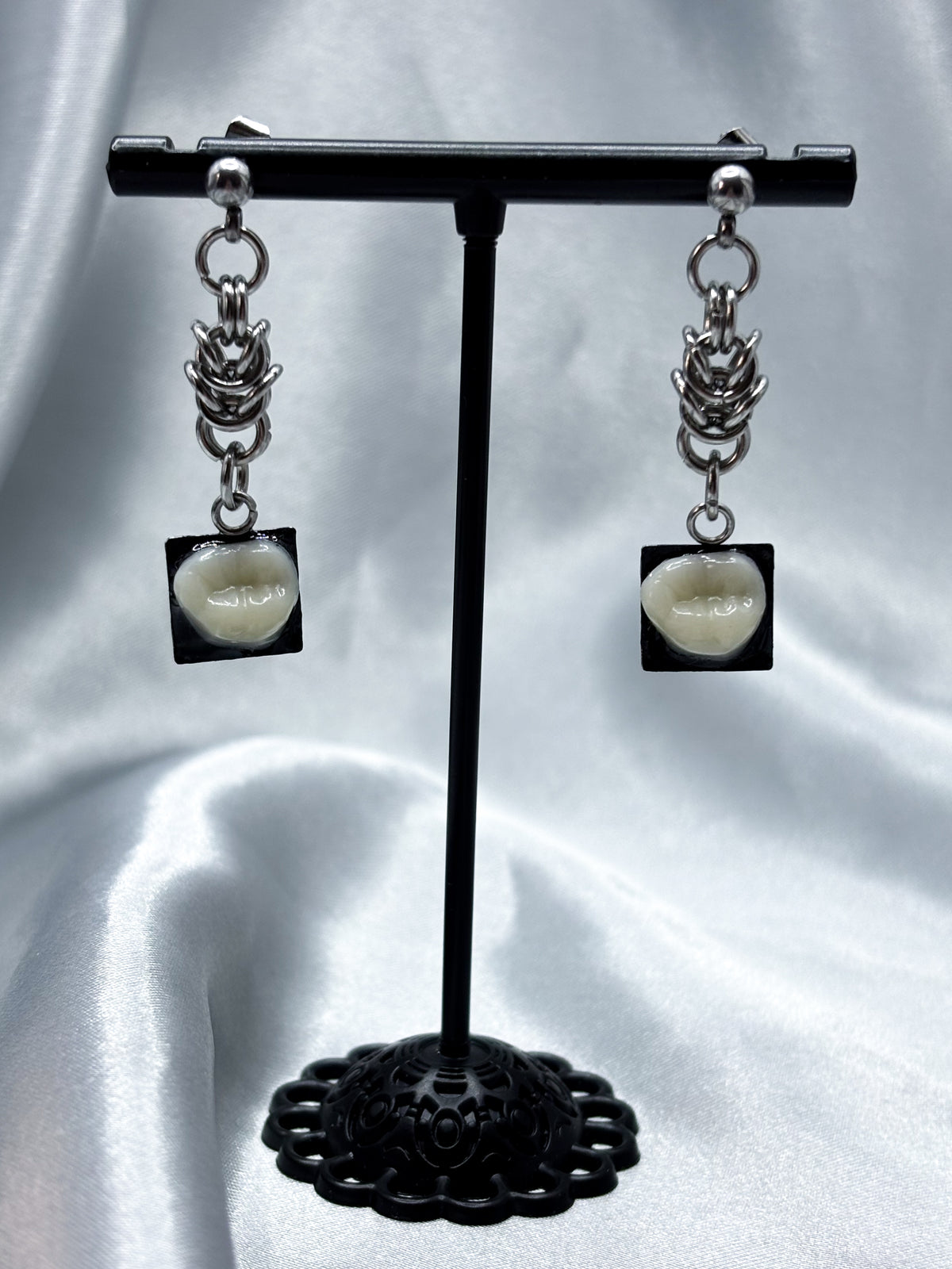 SQUARE TOOTH EARRINGS