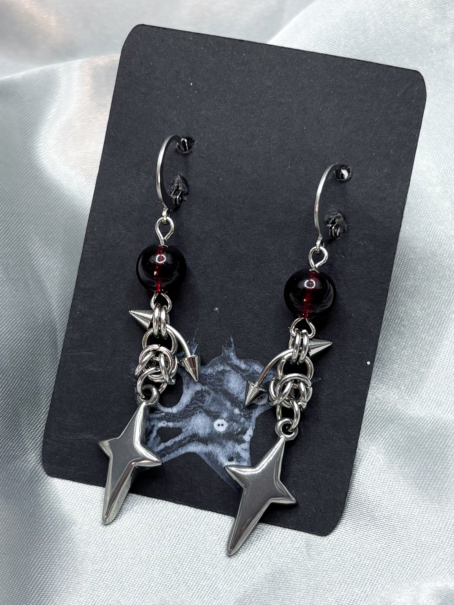 VAMPIRE SPARKLE EARRINGS