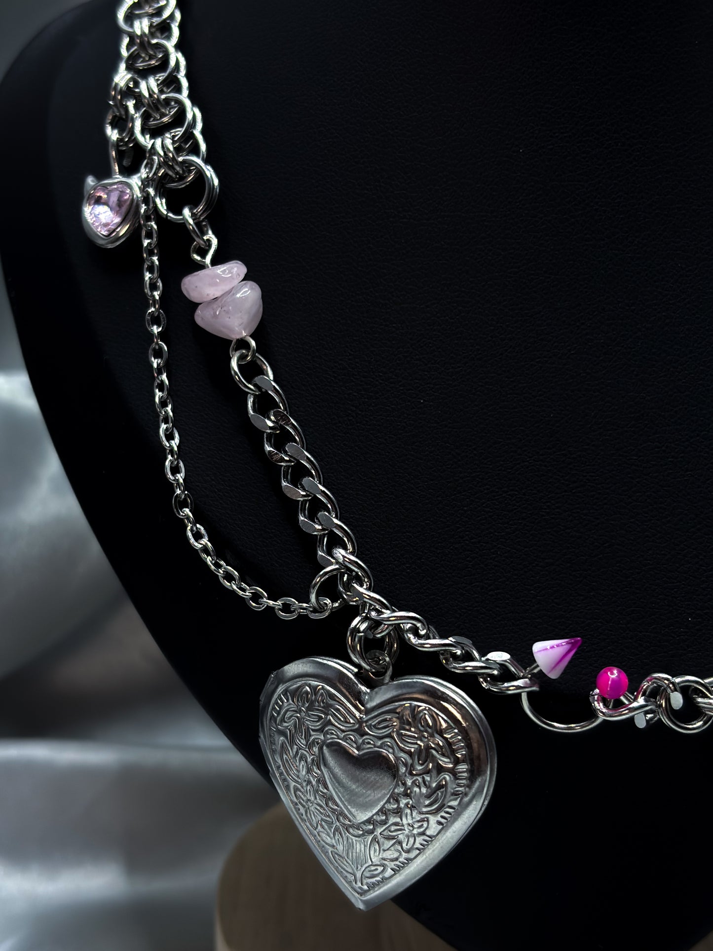 HEART TO HEART NECKLACE