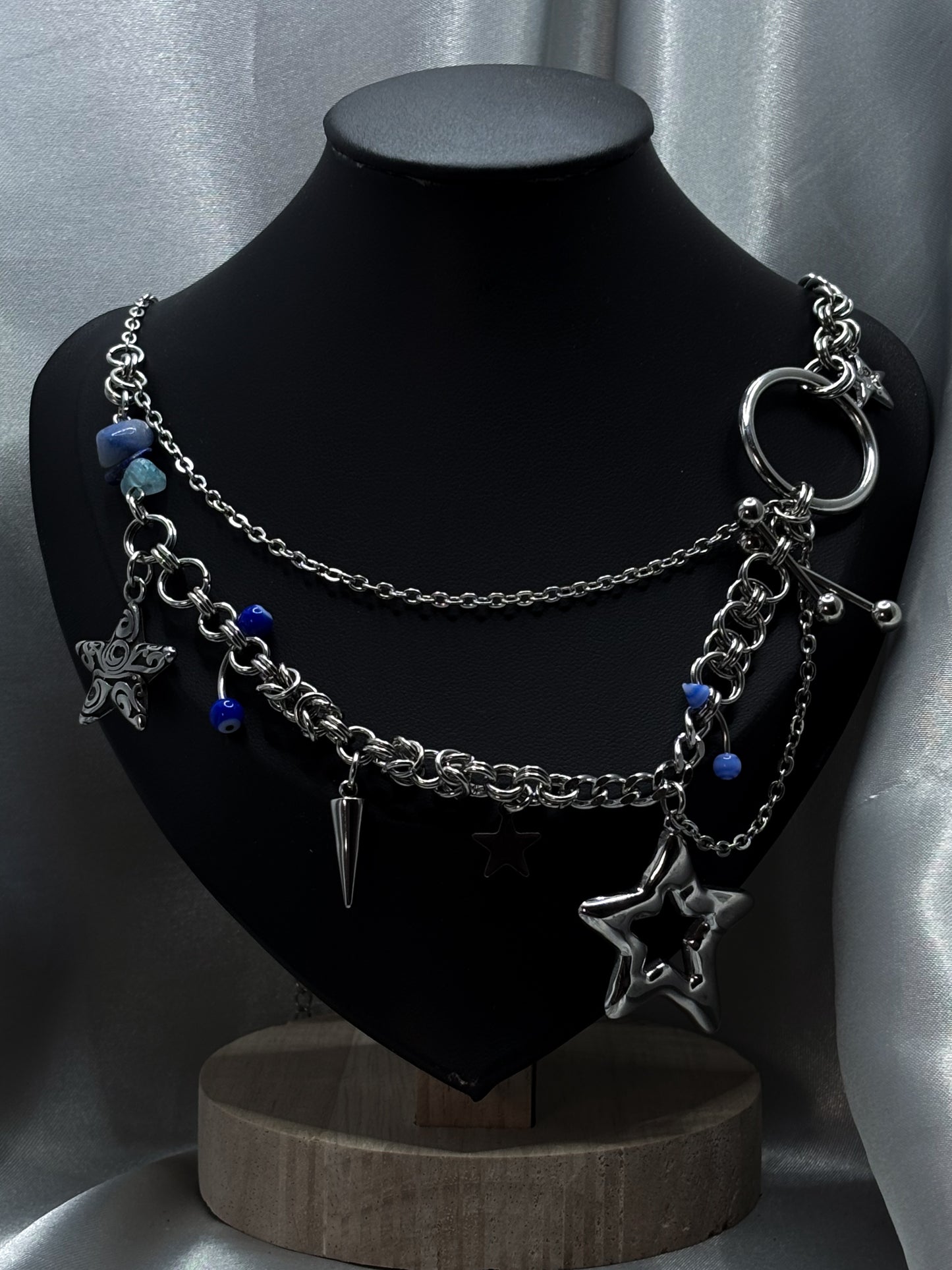 THE BELLATRIX NECKLACE