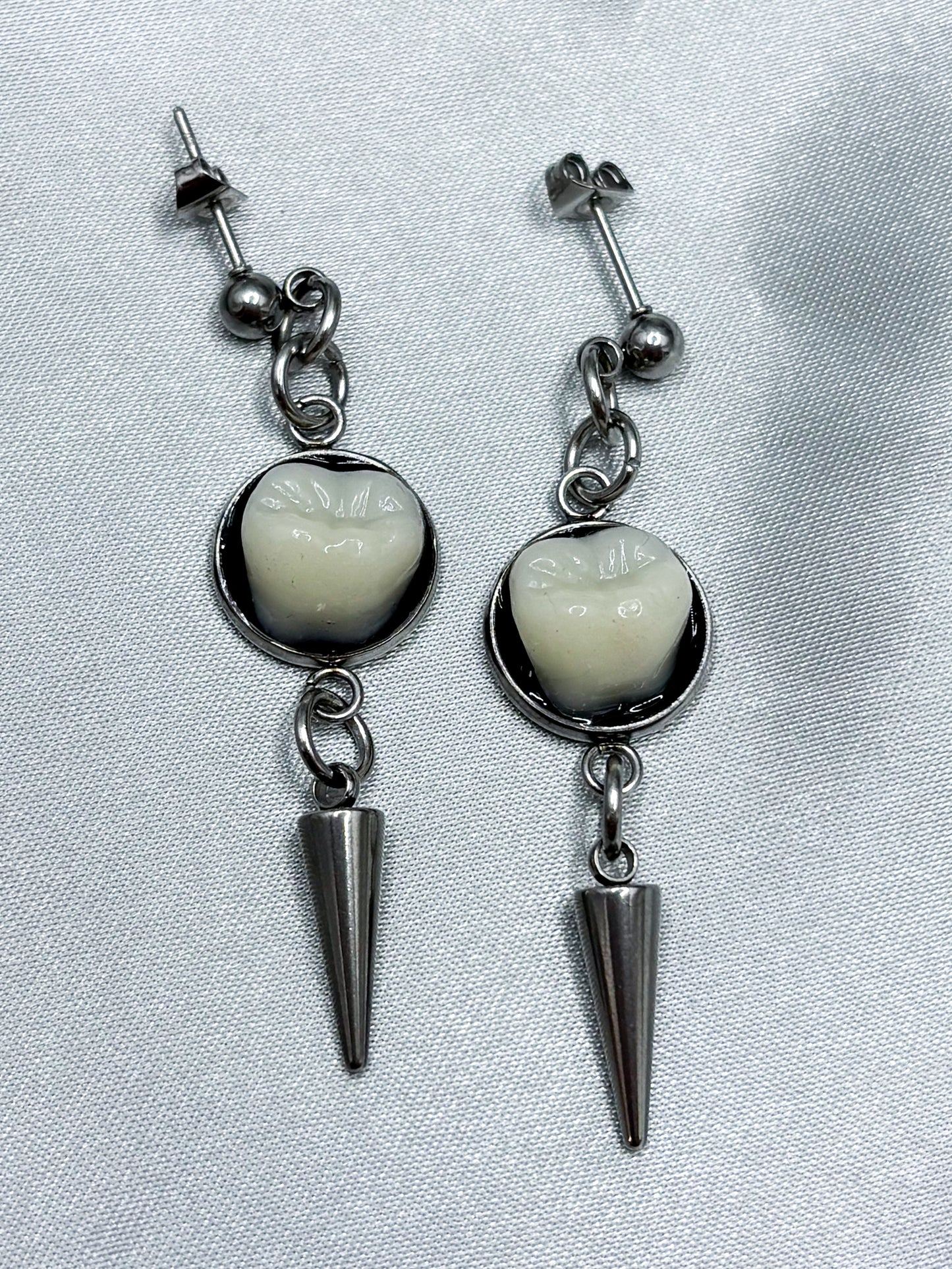 TOOTH ACHE EARRINGS