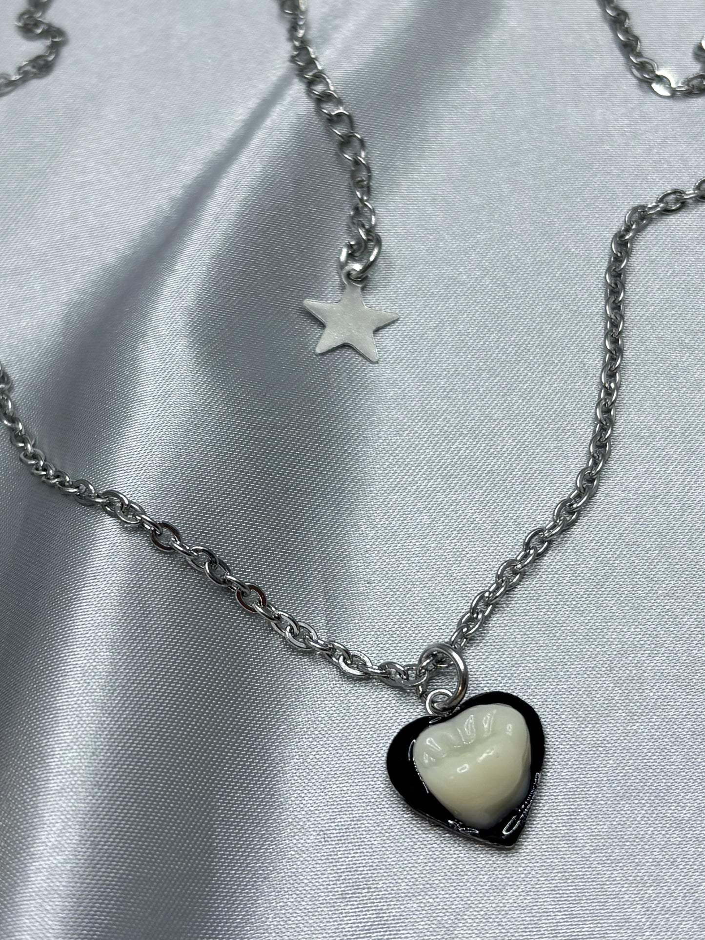 HEART TOOTH NECKLACE