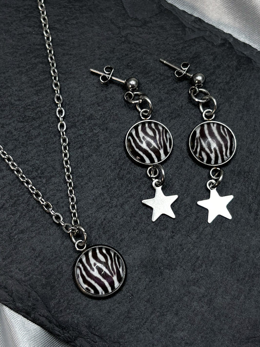 ZEBRA EARRINGS & NECKLACE SET