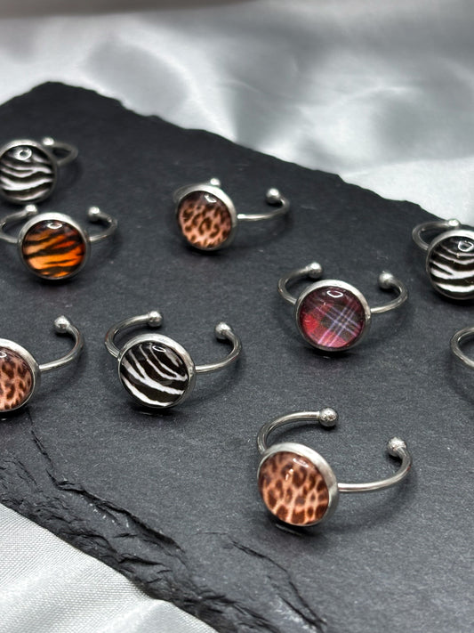 PATTERN RING