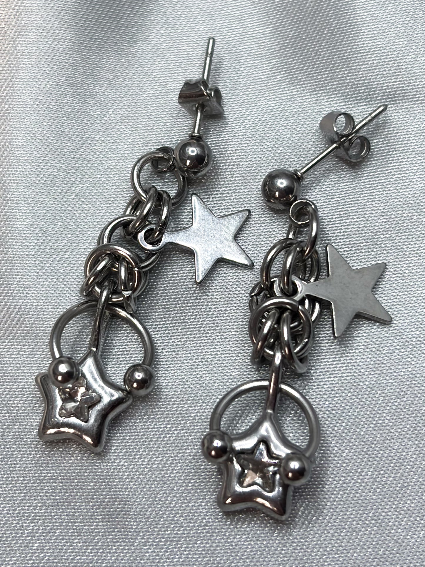 STAR CHAIN EARRINGS