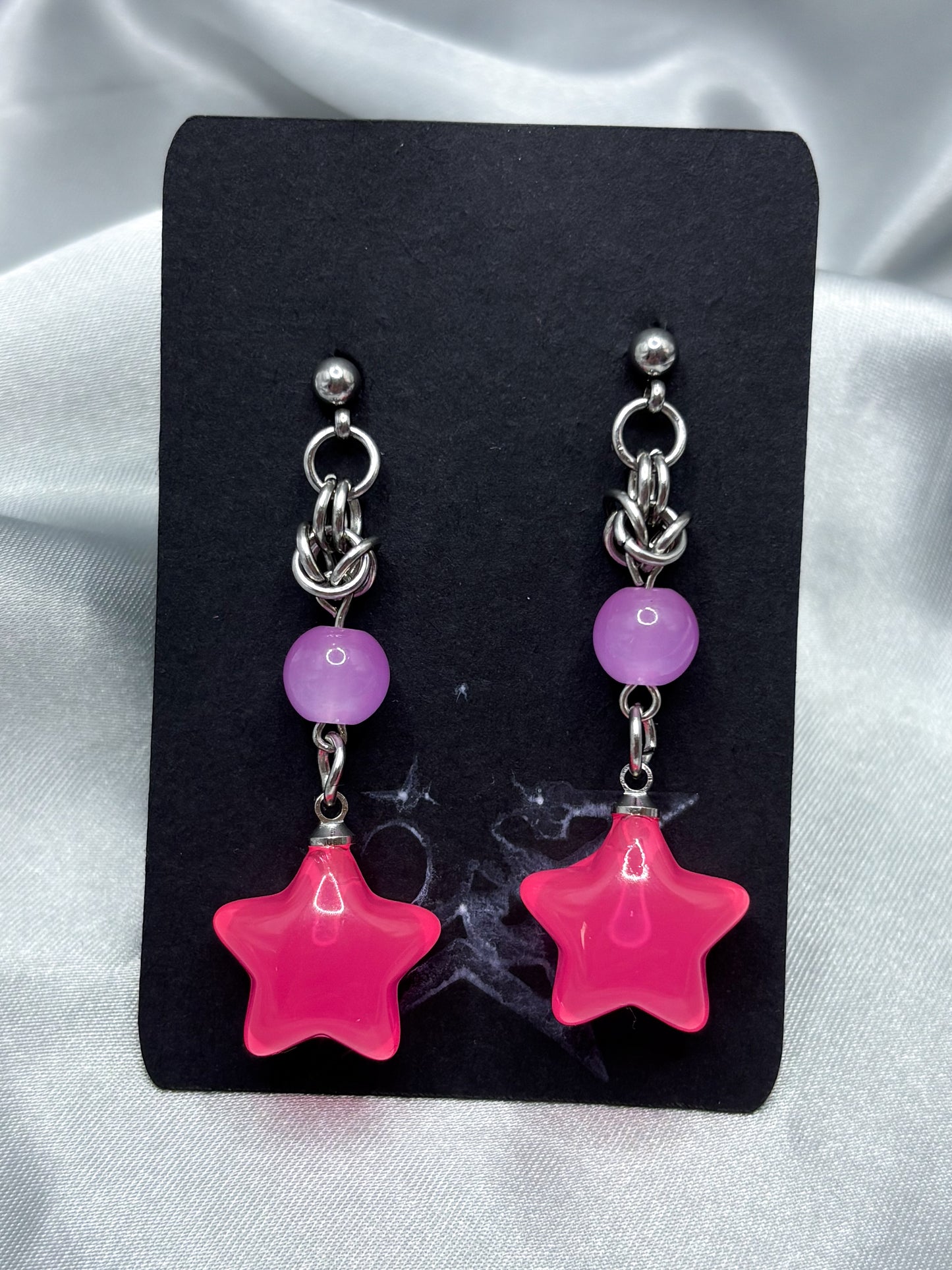HOT PINK STAR EARRINGS