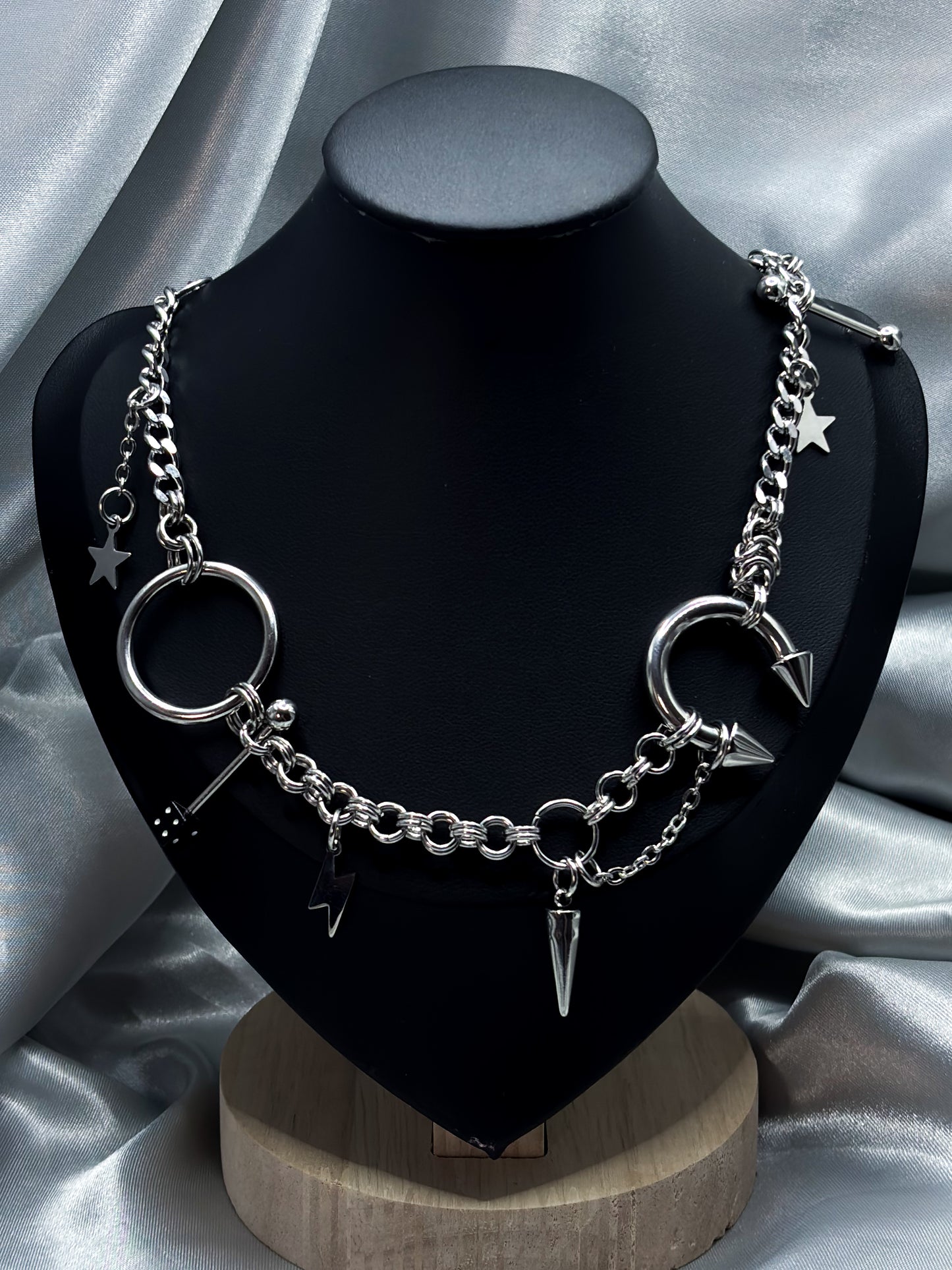 THE BODY PIERCER NECKLACE