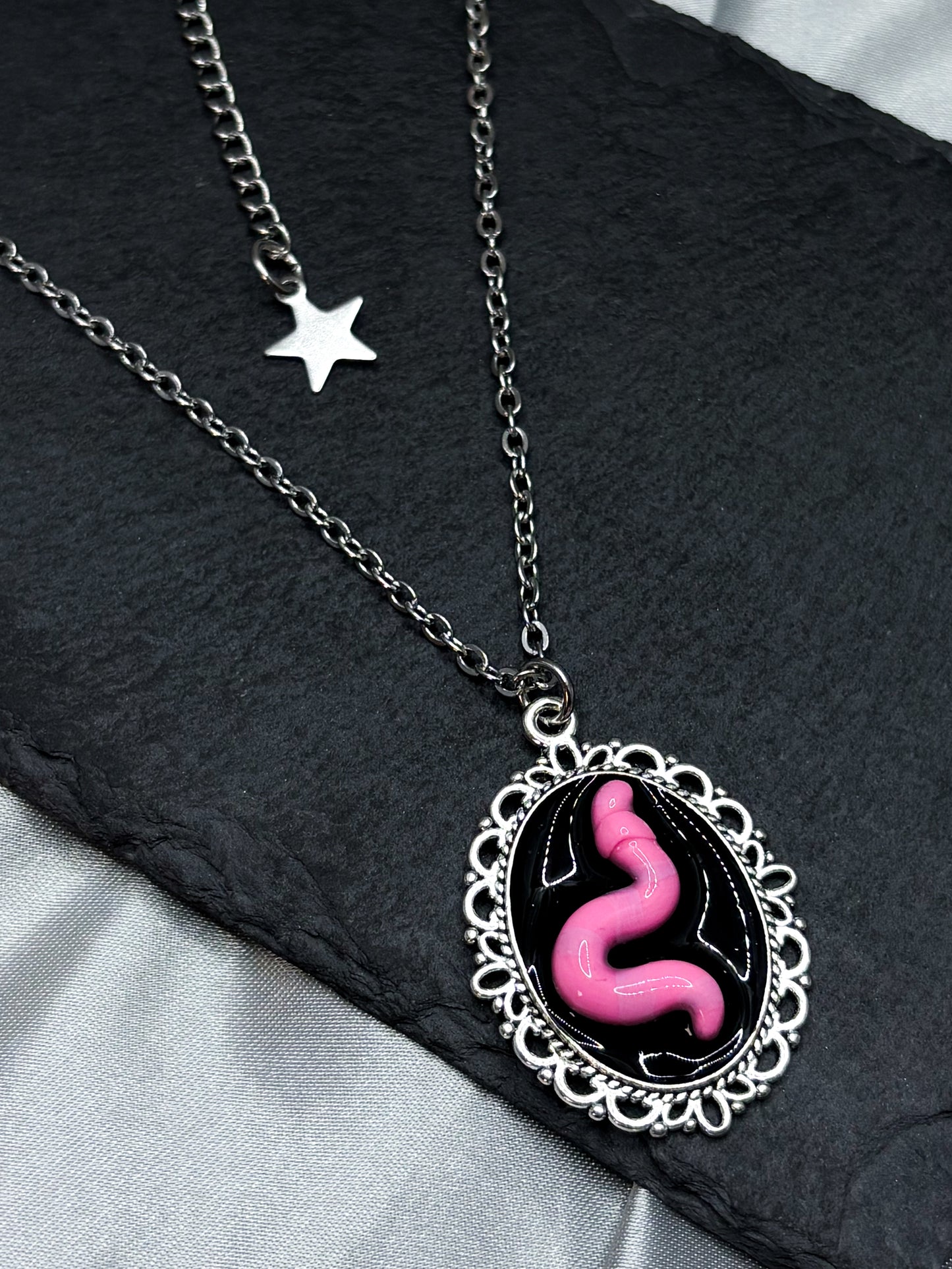 WORM NECKLACE