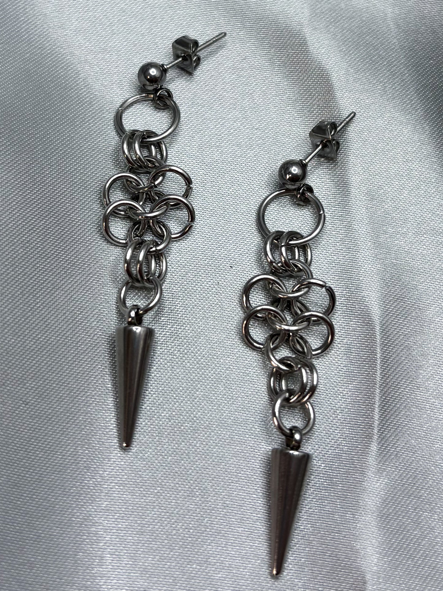 SPIKED CHAIN EARRINGS