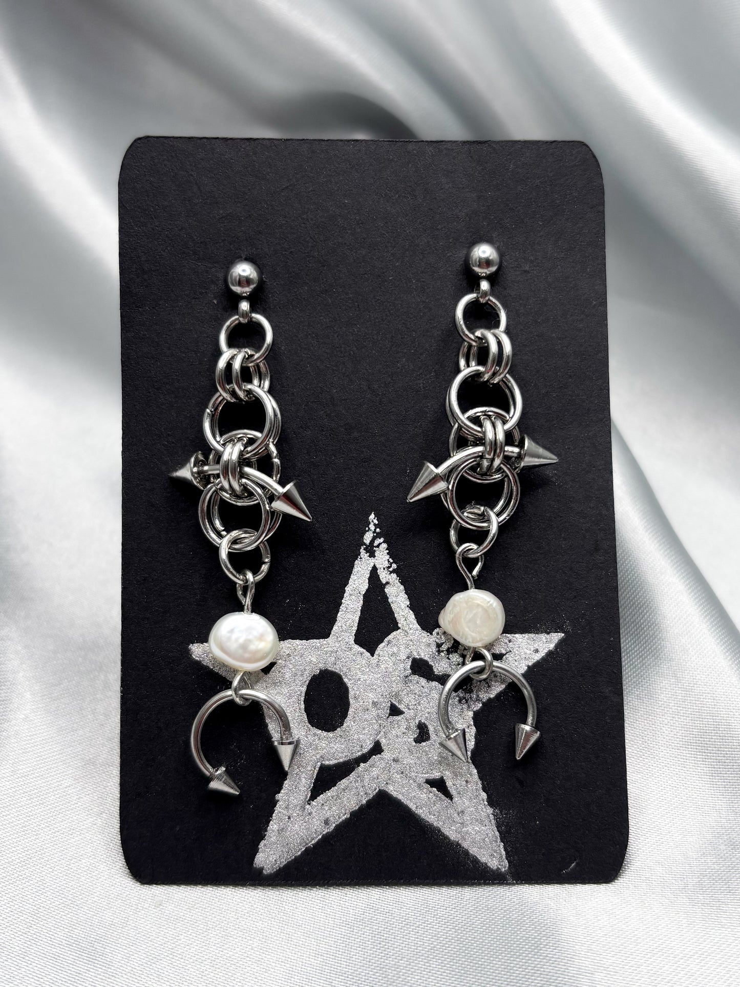 PIERCED PEARL EARRINGS