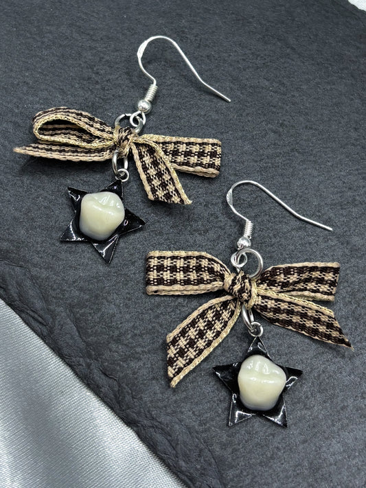 TOOTHY BROWN BOW EARRINGS