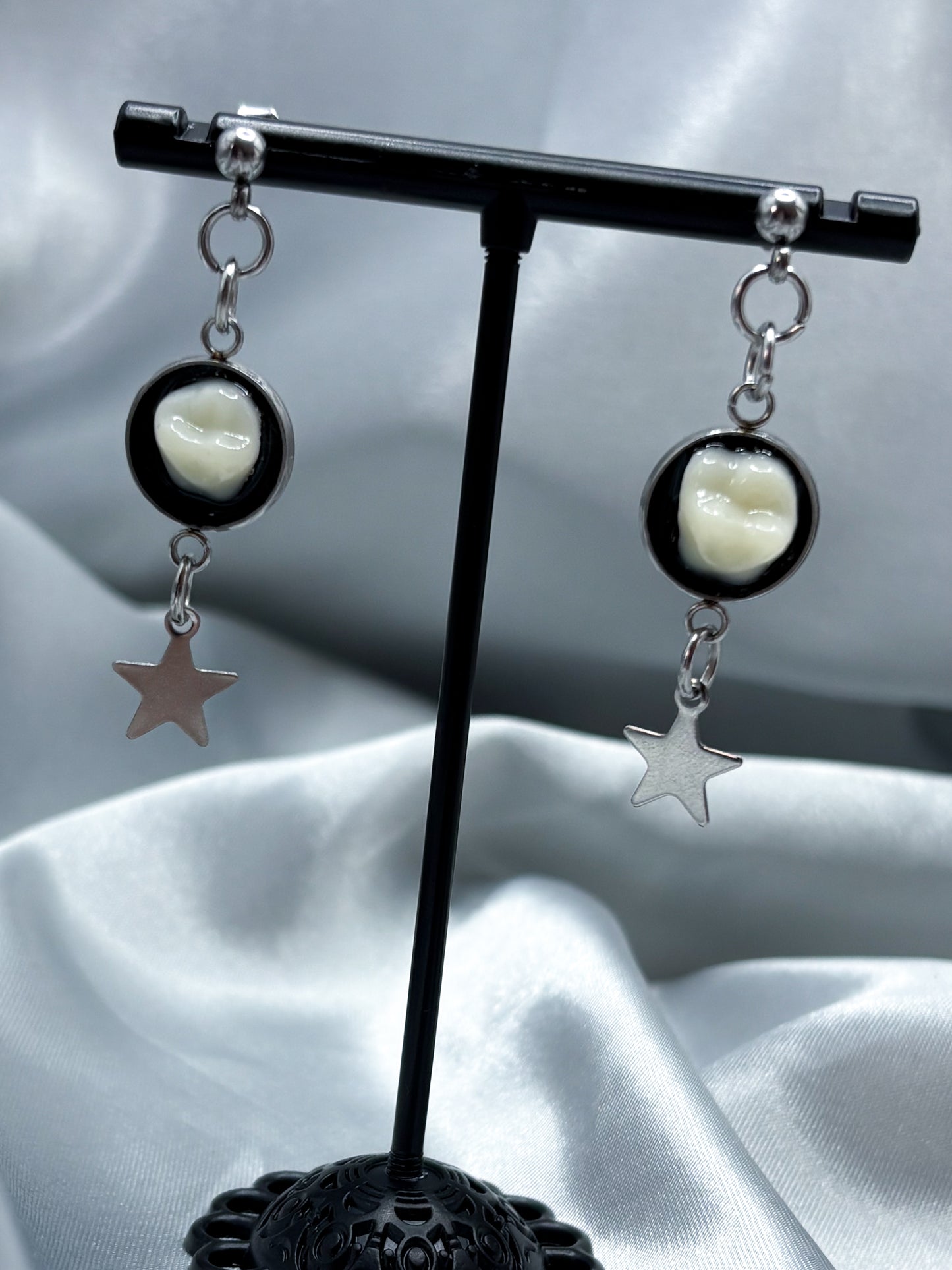 STARRY TEETH EARRINGS