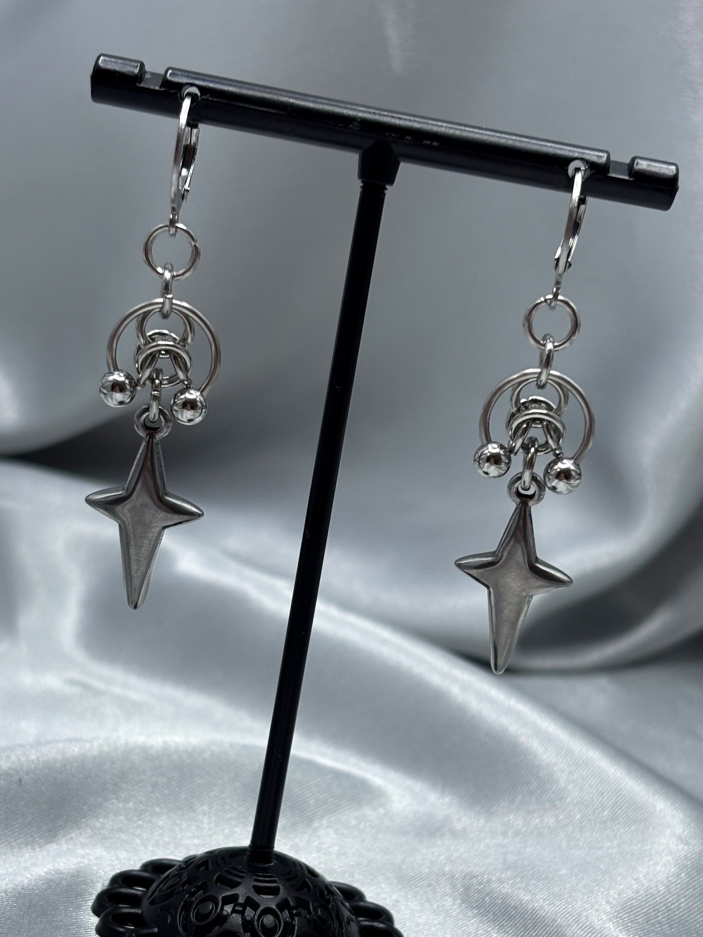 PIERCED SPARKLE EARRINGS