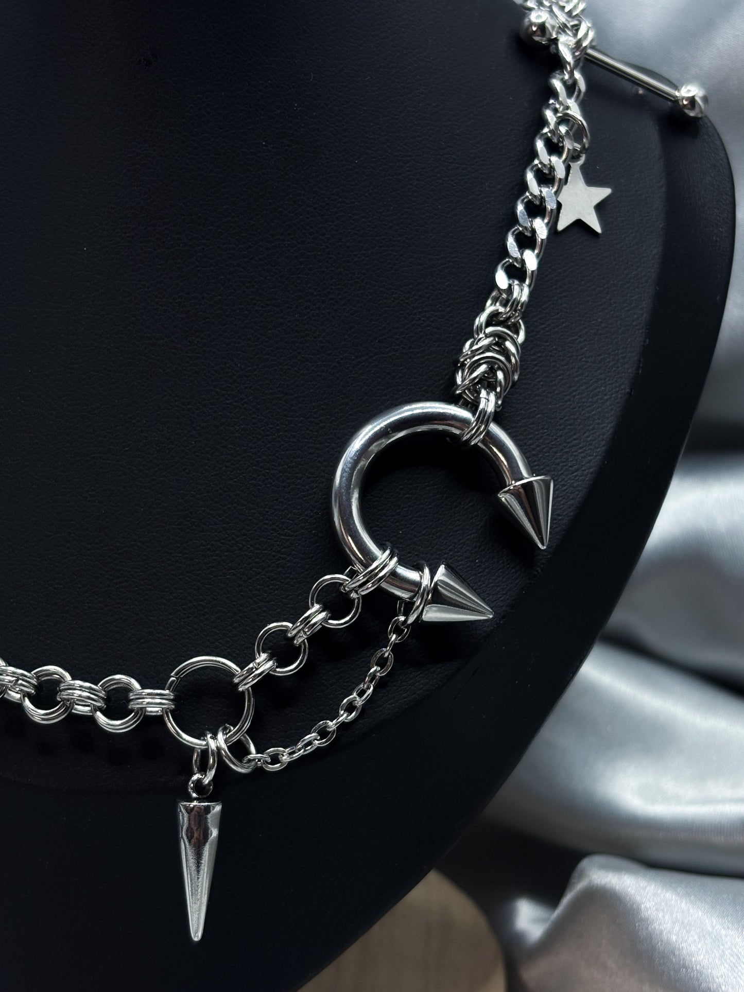 THE BODY PIERCER NECKLACE