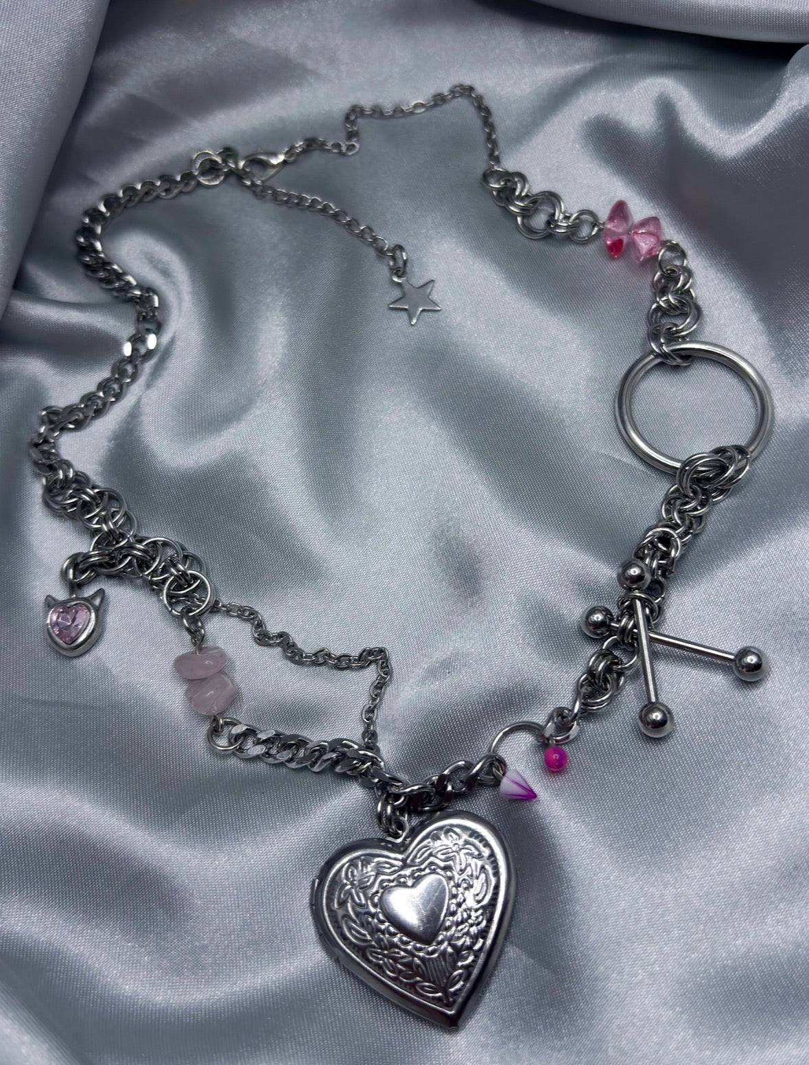 HEART TO HEART NECKLACE
